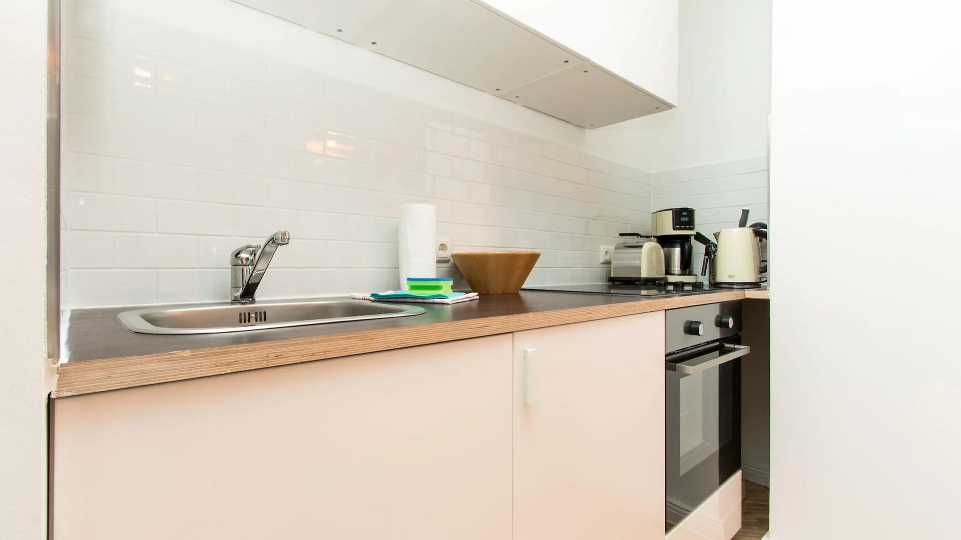 Primeflats - Apartments Aroser Allee 柏林 0*,