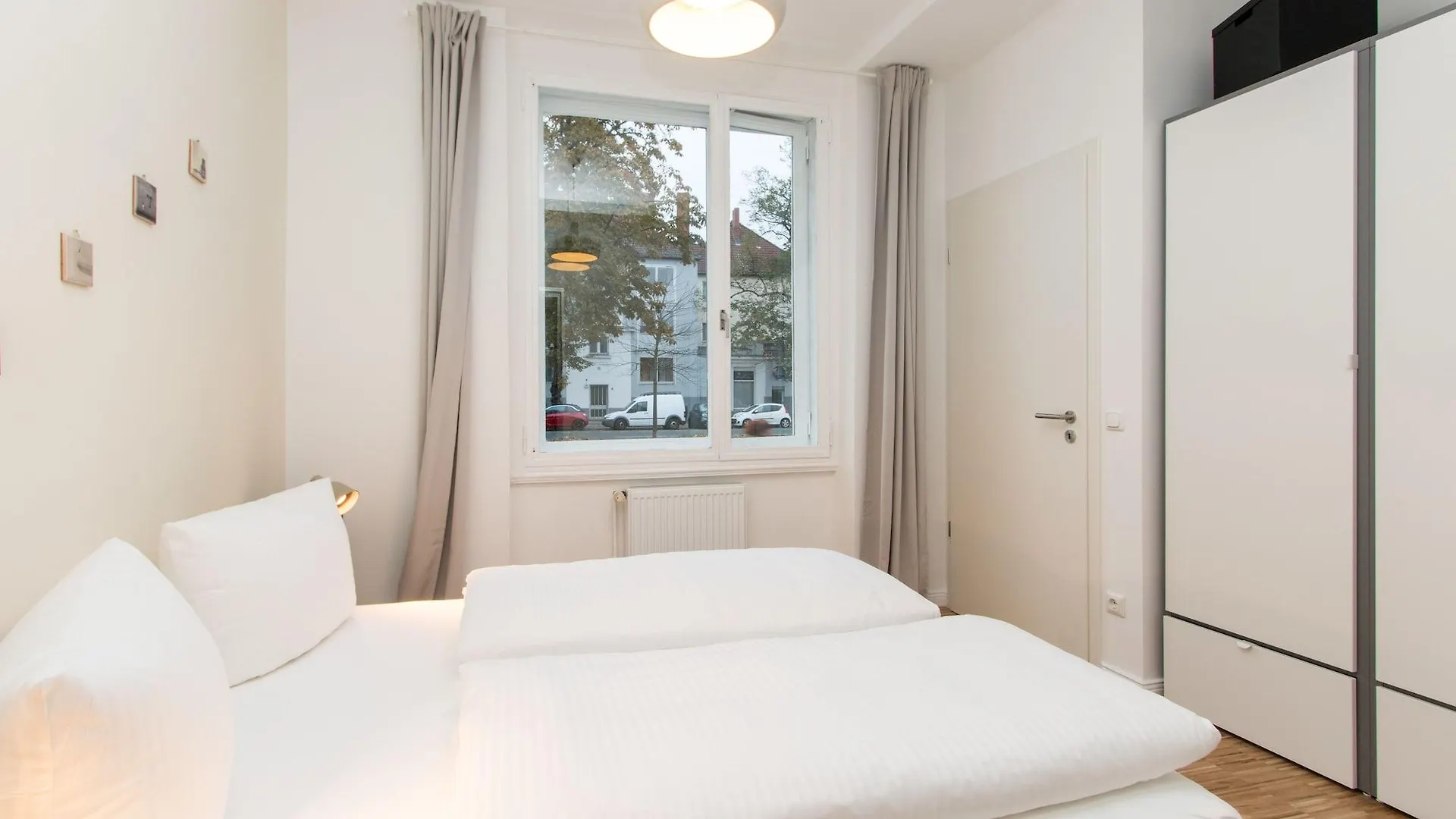 Primeflats - Apartments Aroser Allee 베를린